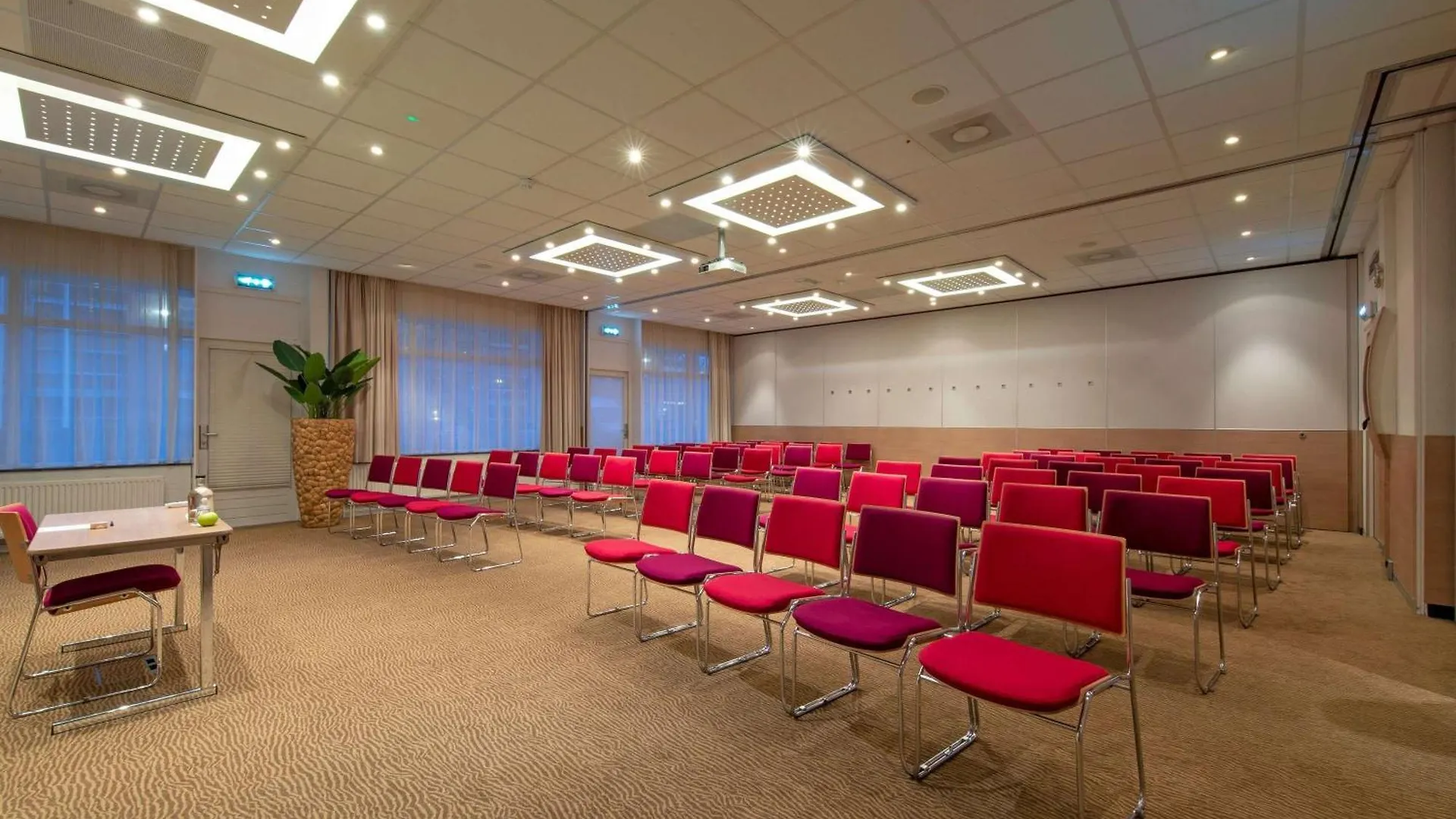 Hotell Novotel Maastricht